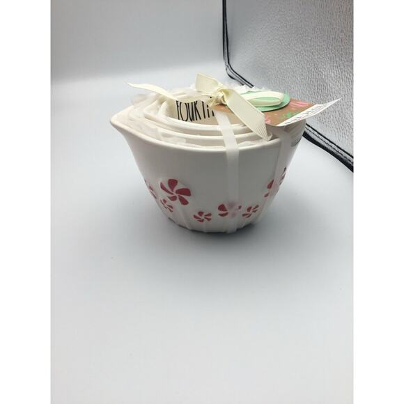 RARE 2024 Rae Dunn Christmas Measuring cups, Peppermint Candy, New! - Picture 1 of 4